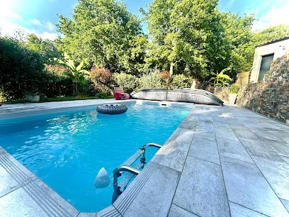 Image de AMBIANCE PISCINE 85 - Piscines Desjoyaux Challans