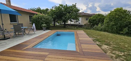 Image de De la piscine au jardin