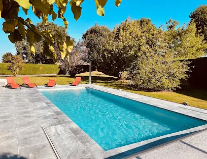 Image de Les piscines du faubourg / Magiline