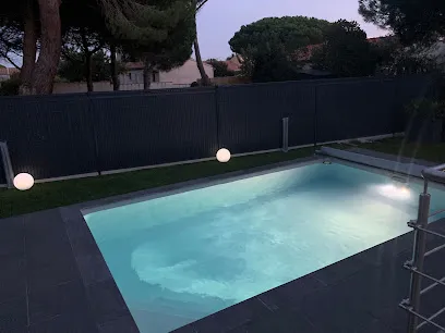 Image de Les piscines, la main bleue