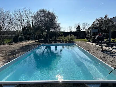 Image de Marine et Blanc Piscines