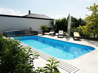 Image de Pause Nature - Construction et rénovation de piscines & Aménagements extérieurs