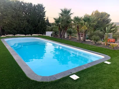 Image de Piscine et Spa Les Eaux bleues Sarl - Neptune Piscines - Spa Vendom