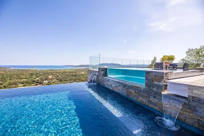 Image de Piscine Service 2A –Carré Bleu Porto Vecchio