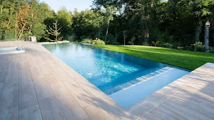 Image de Piscines ES & Spas Strasbourg (Bas-Rhin) / l'esprit piscine - Spas HotSpring